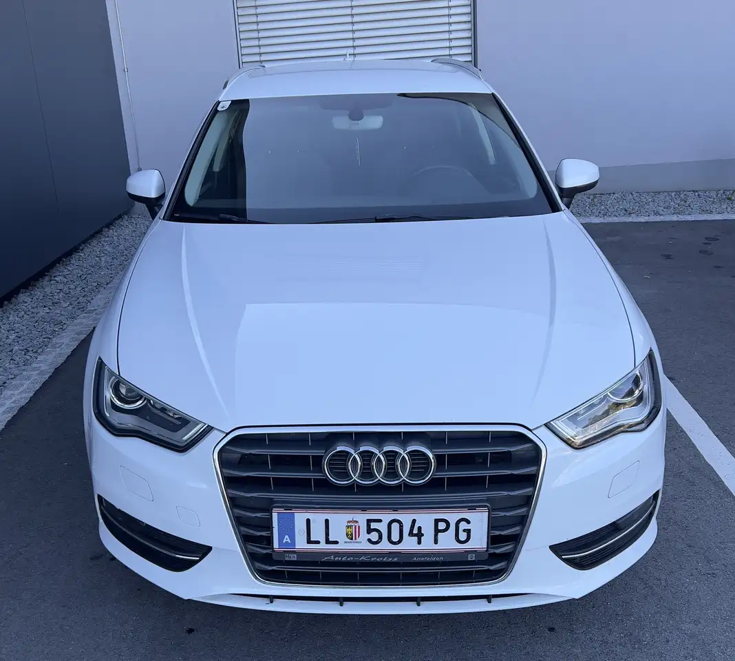 Audi A3 SB Ambition 2,0 TDI S-tronic — photo 1 of 10