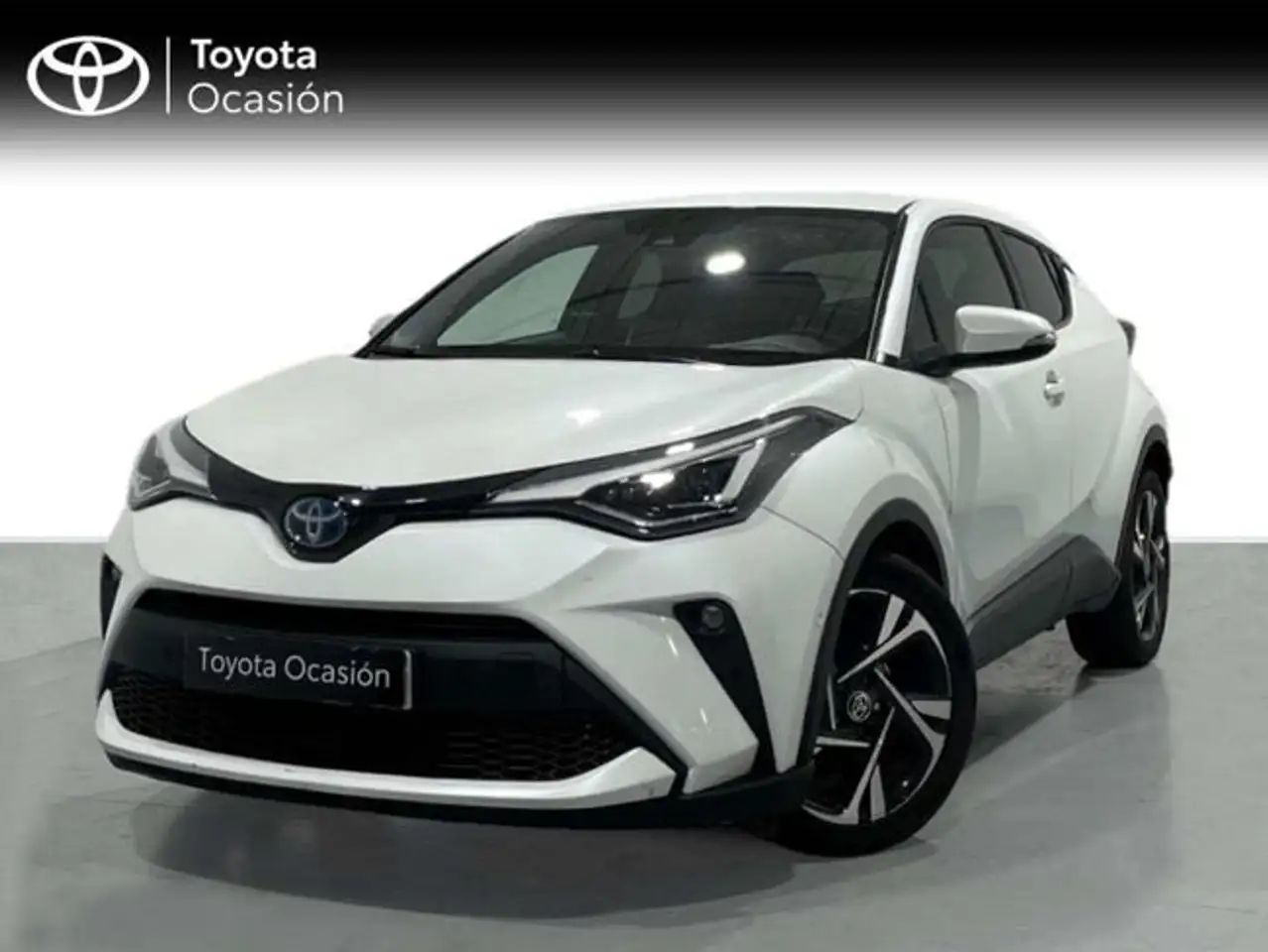 Toyota C-HR 125H Advance — photo 1 of 15