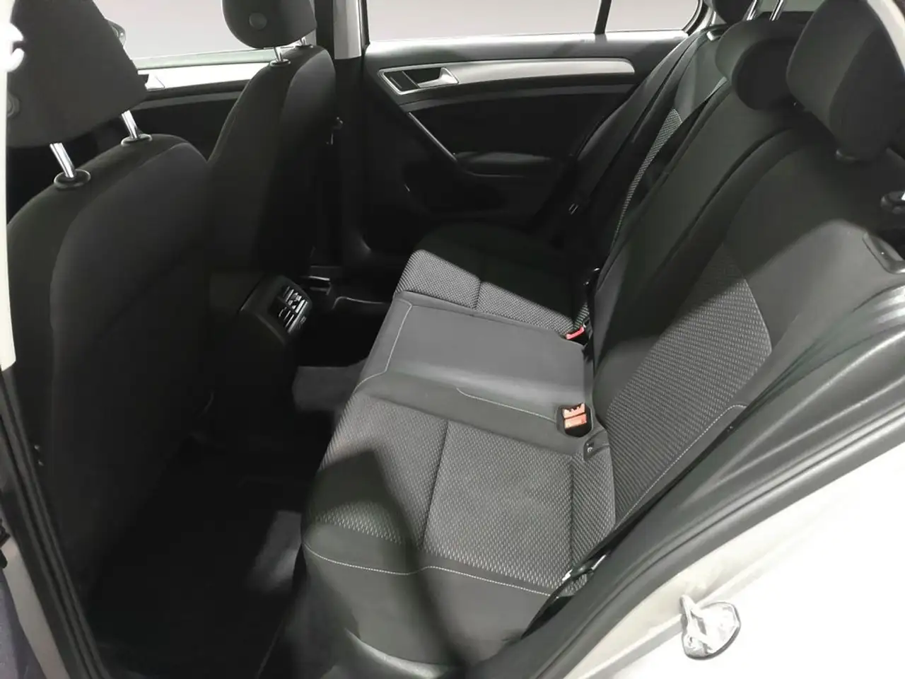2020 Volkswagen Golf 1.5 TSI Evo BM Last Edition 96kW, photograph 12