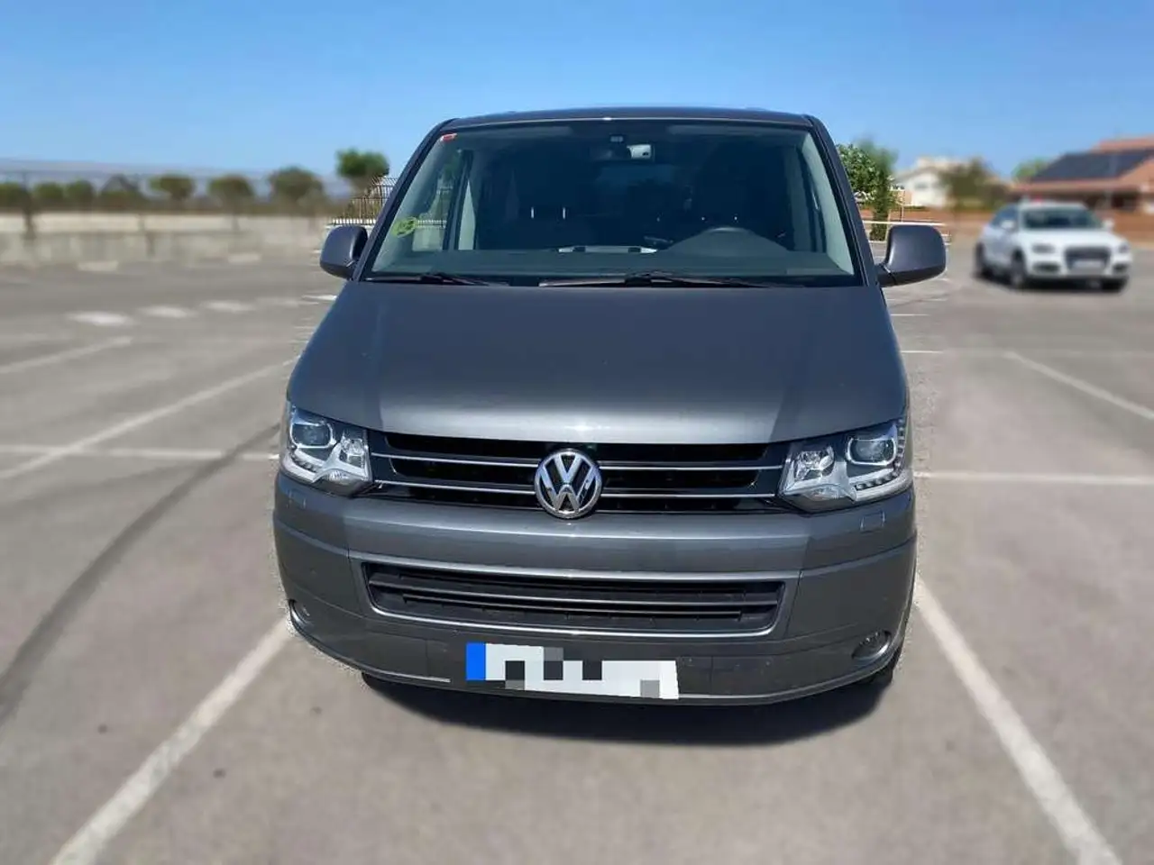 Volkswagen Corto 2.0BiTDI 180 4m DSG Trendl Edition — photo 1 of 11