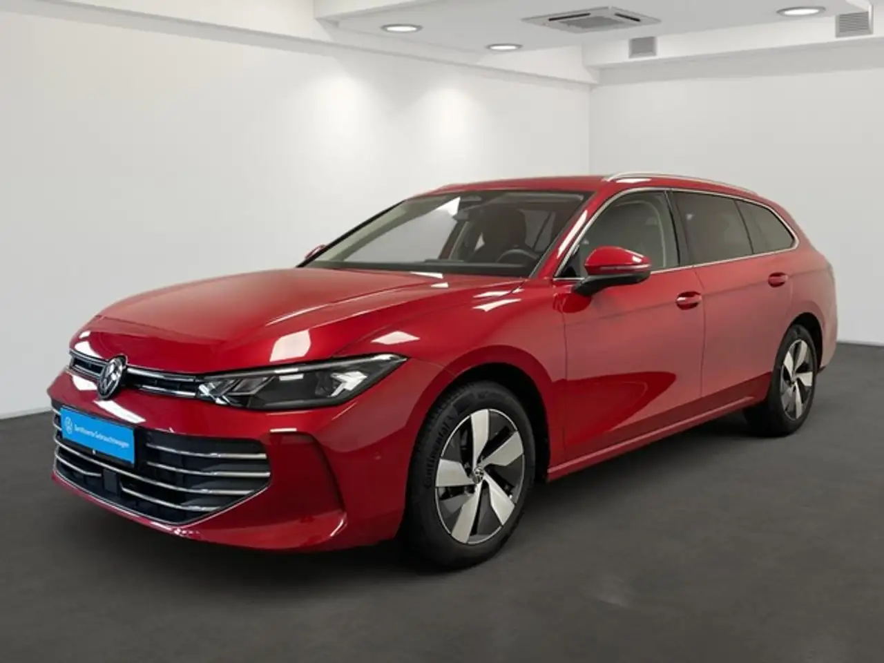 Volkswagen Passat Variant Business 1.5 eTSI DSG - LED IQ.Drive SHZ P — photo 1 of 8