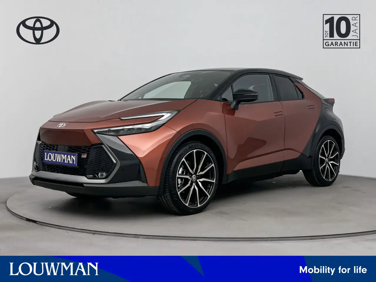 Toyota C-HR 2.0 Plug-in Hybrid 220 GR SPORT | Apple Carplay & — photo 1 of 38