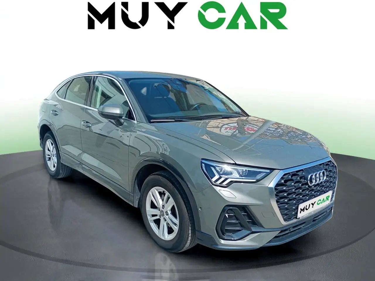 Audi Q3 Sportback 40 TDI Advanced quattro S tronic — photo 1 of 37