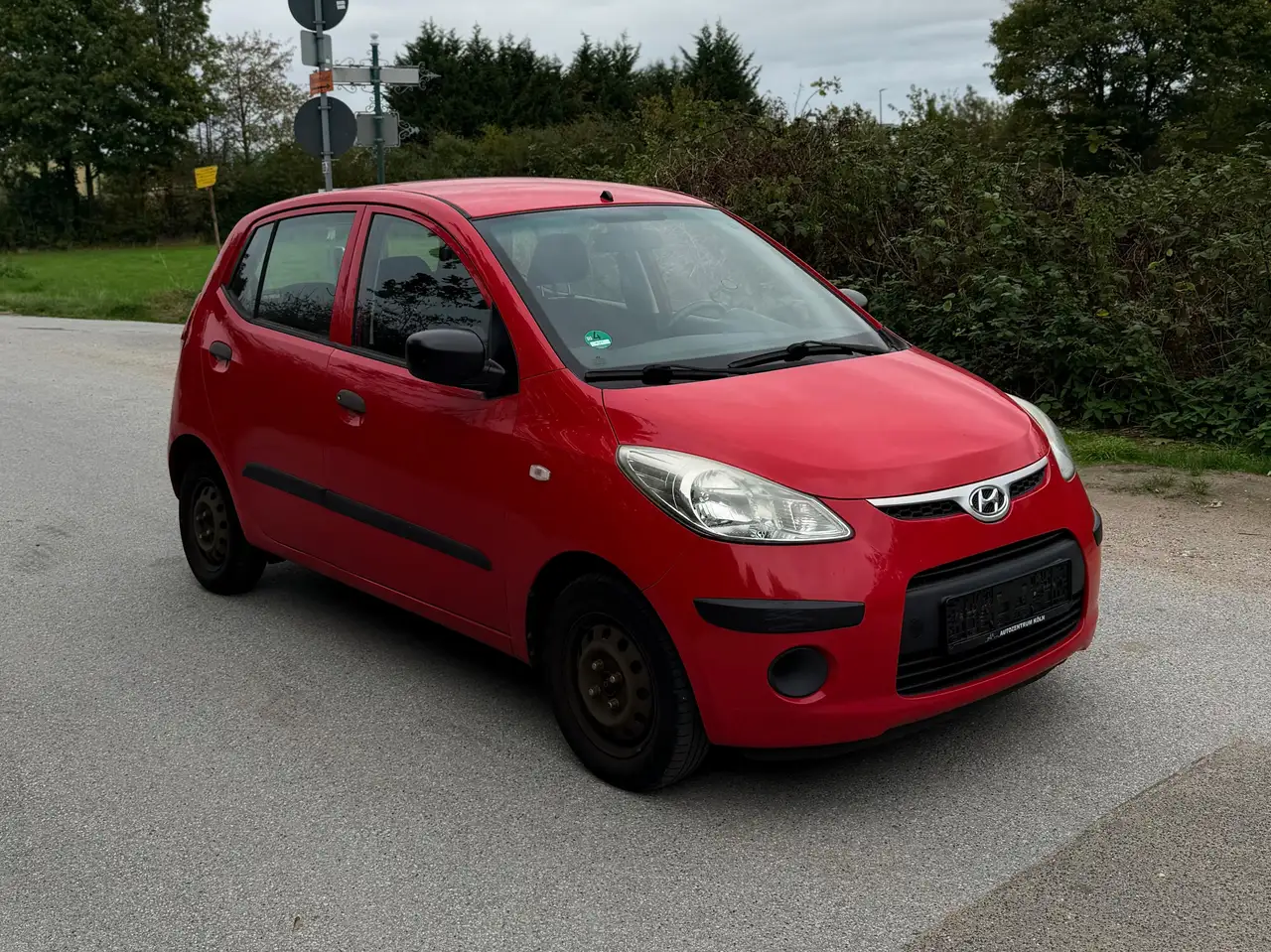 Hyundai i10 Classic — photo 1 of 8