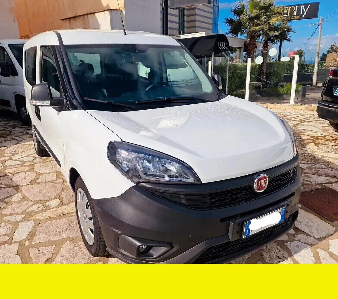 Fiat Doblo — photo 1 of 7