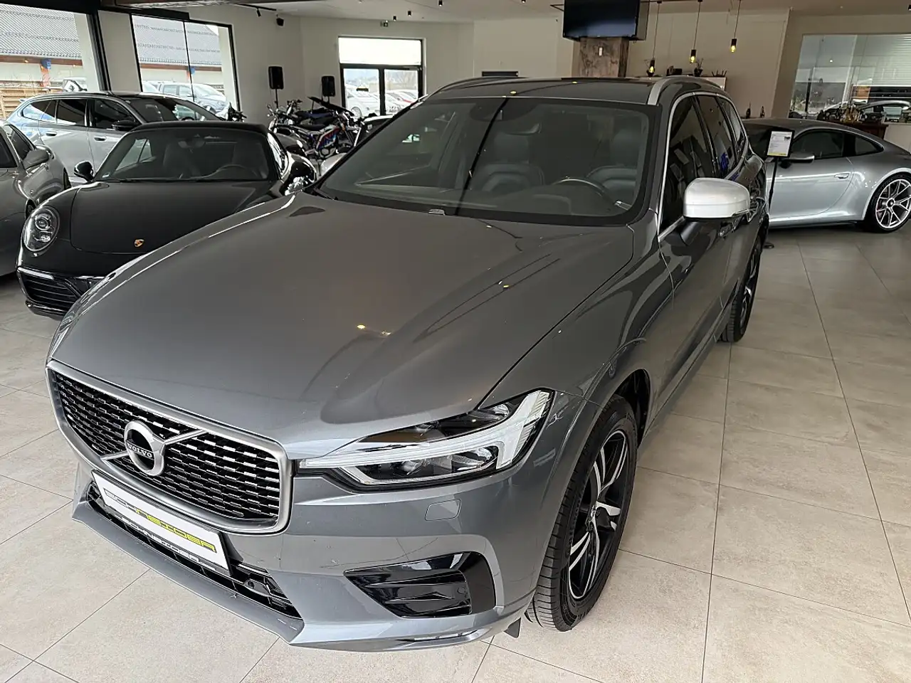 2018 Volvo XC60 XC 60 D4 DPF AWD R Design* ALLRAD* VOLL* AHK* G..., photograph 2