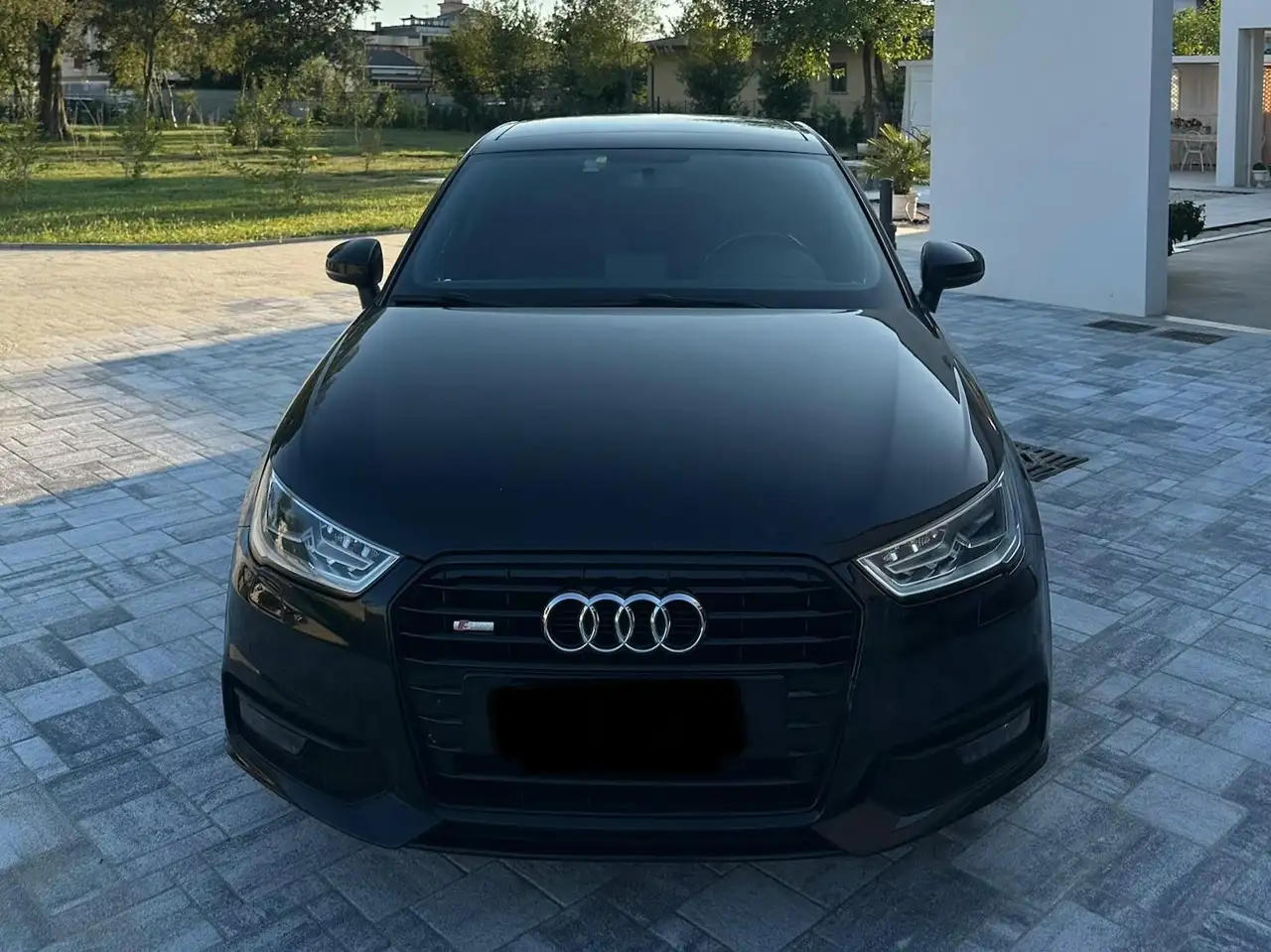 Audi A1 S line — photo 1 of 7
