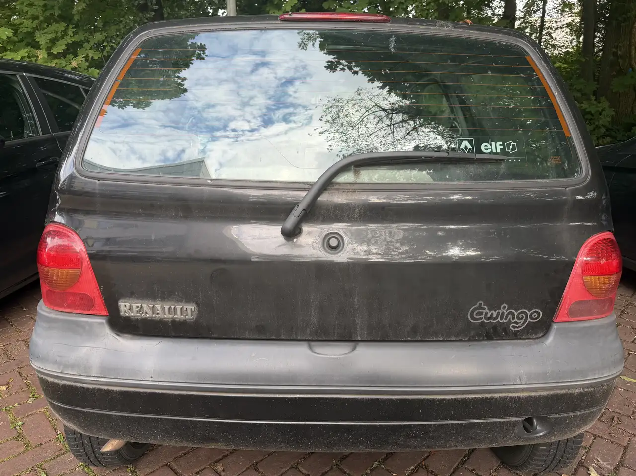 Renault Twingo 1.2 Beach — photo 1 of 7