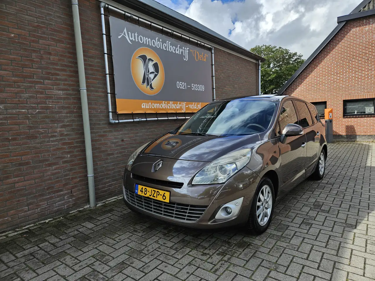 Renault Grand Scenic 2.0 Privilege (automaat probleem) — photo 1 of 29
