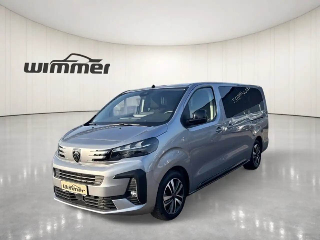 Peugeot Traveller Active L3 BlueHDI 180 S&S EAT8 — photo 1 of 12