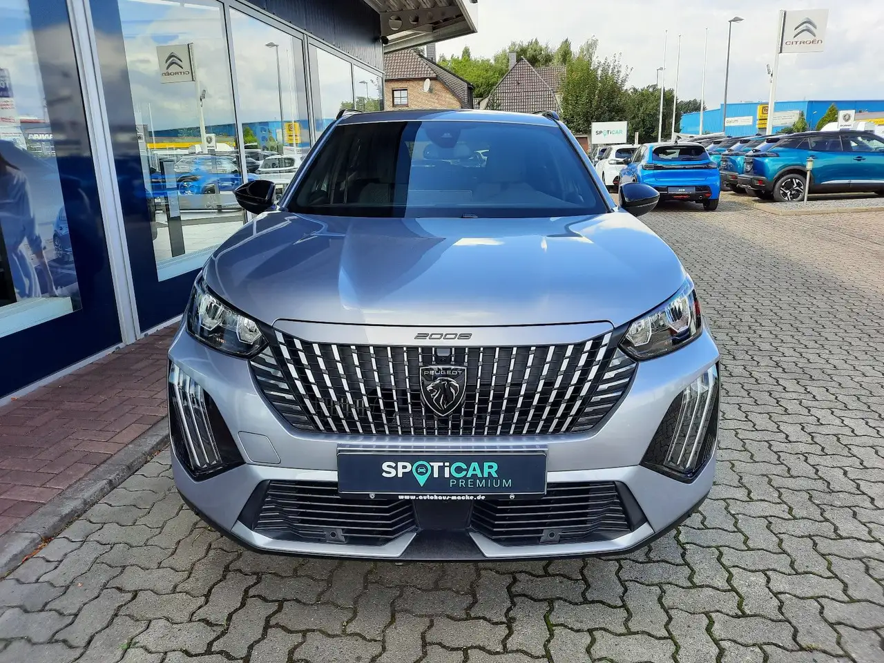 Peugeot 2008 Allure EAT8 SH NAVI ACC 360° KAM GJR — photo 1 of 15