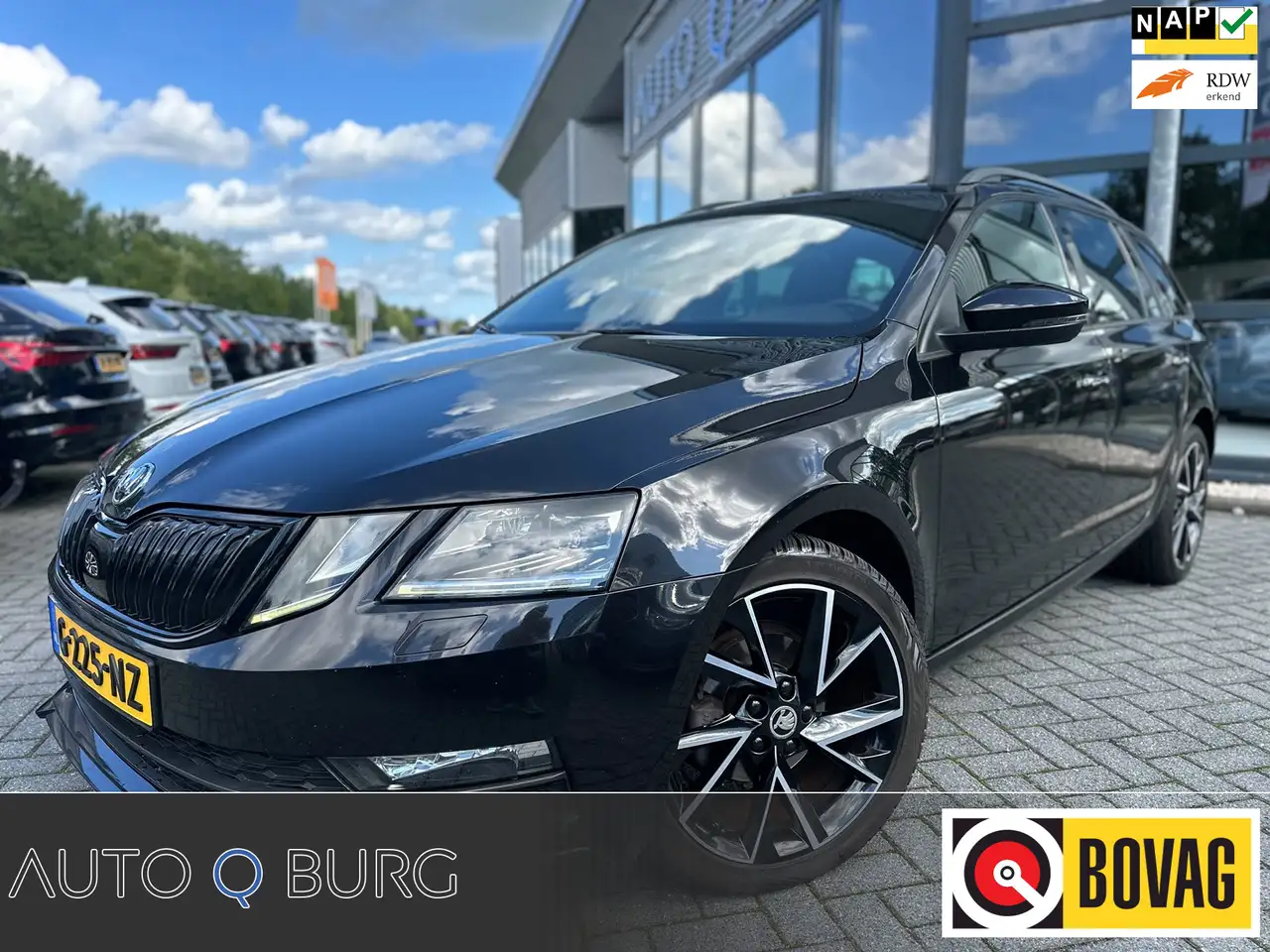 Skoda Octavia Combi 1.6 TDI Greentech Sport Business | DSG Autom — photo 1 of 40