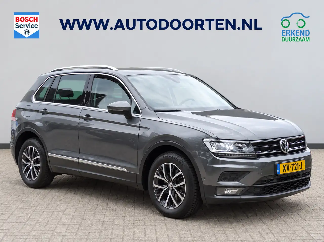 Volkswagen Tiguan 1.5 TSI ACT Comfortline Business|Adaptive|Carplay| — photo 1 of 30