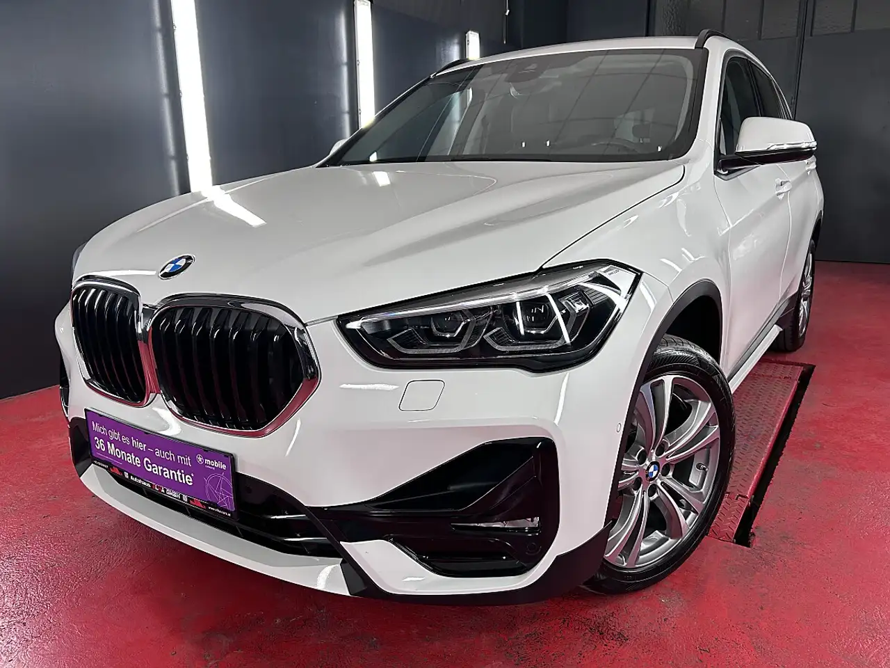 BMW X1 xDrive18d *Autm. *Facelift!! *Service *Pickerl ... — photo 1 of 40