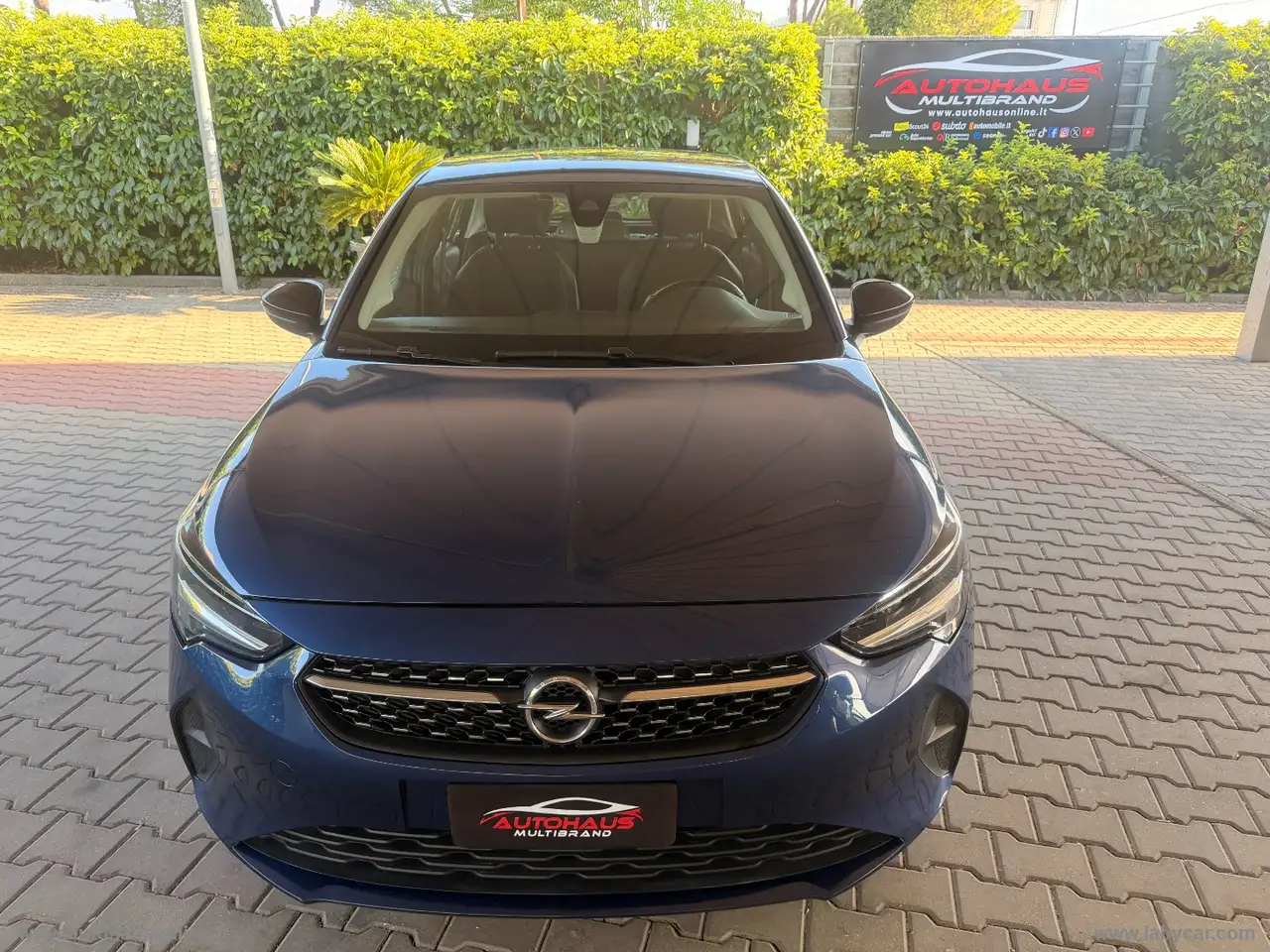 Opel Corsa 1.2 Elegance — photo 1 of 15