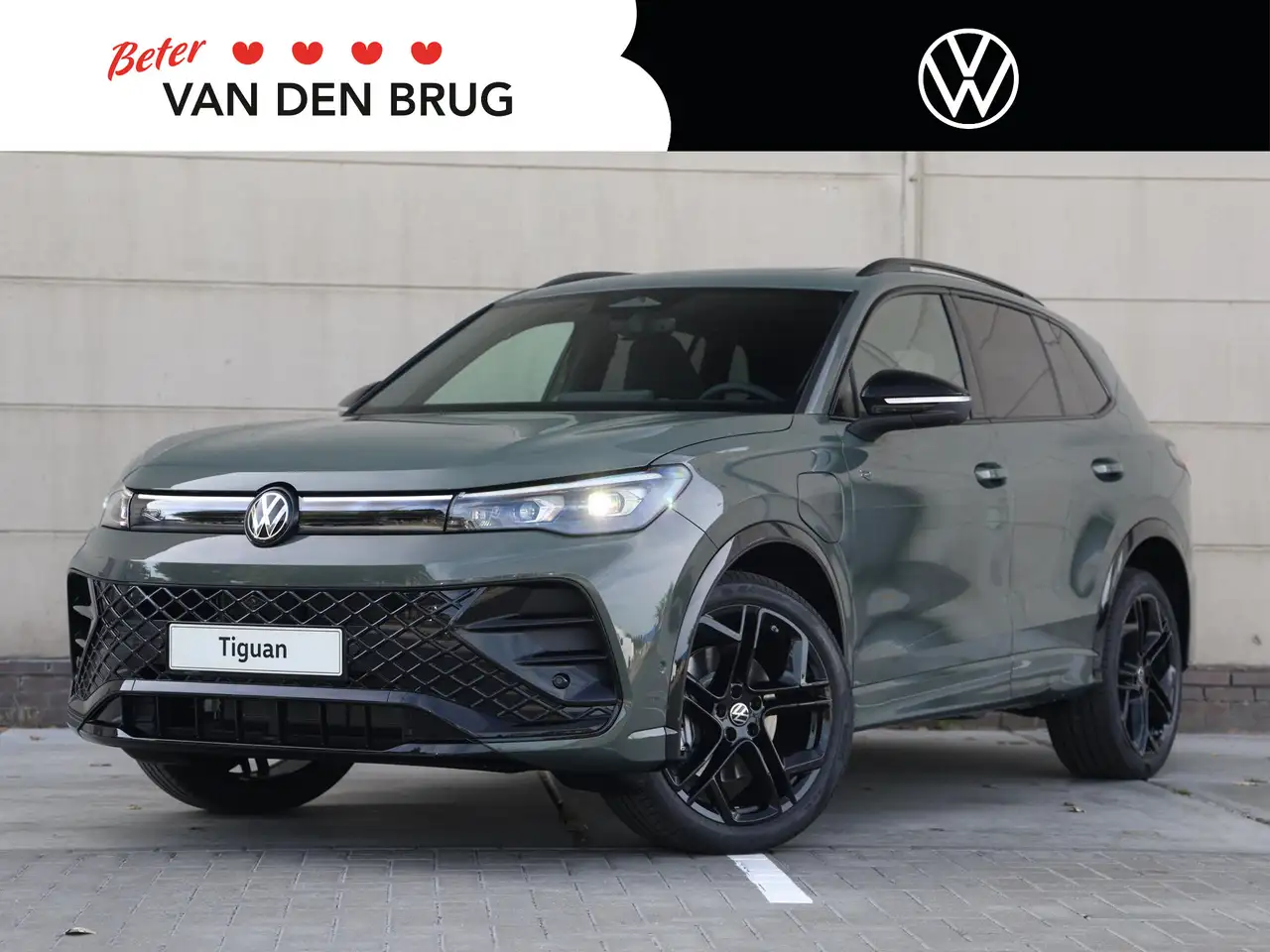 Volkswagen Tiguan R-Line Edition 1.5 eHybrid 200 kW / 272 PK SUV 6 v — photo 1 of 33