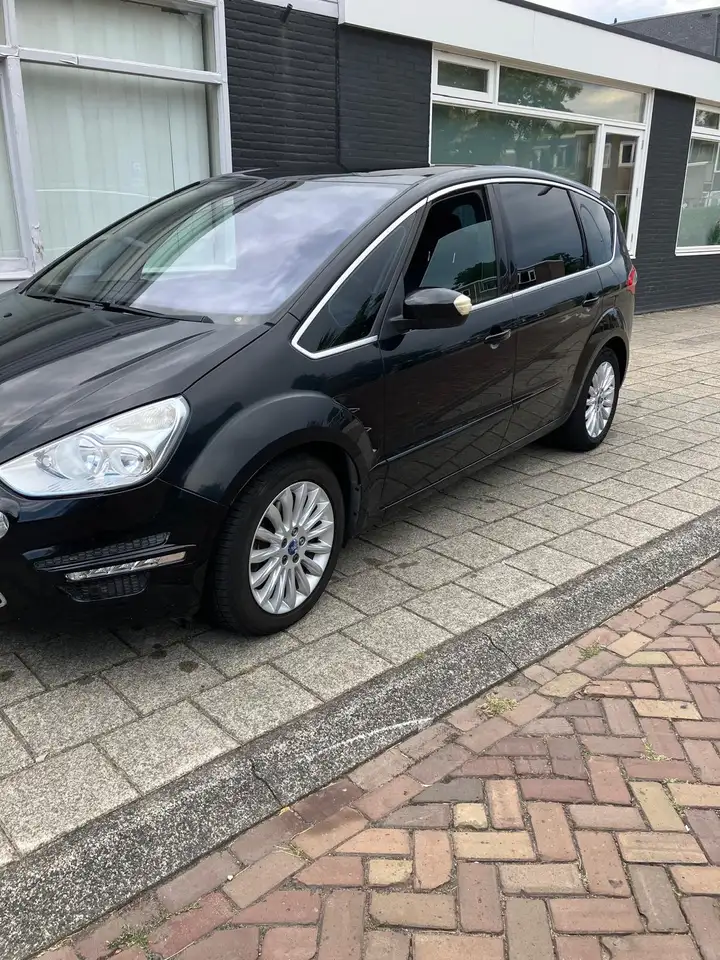 Ford S-Max 2.0 EcoB. Tit. 7p. — photo 1 of 16