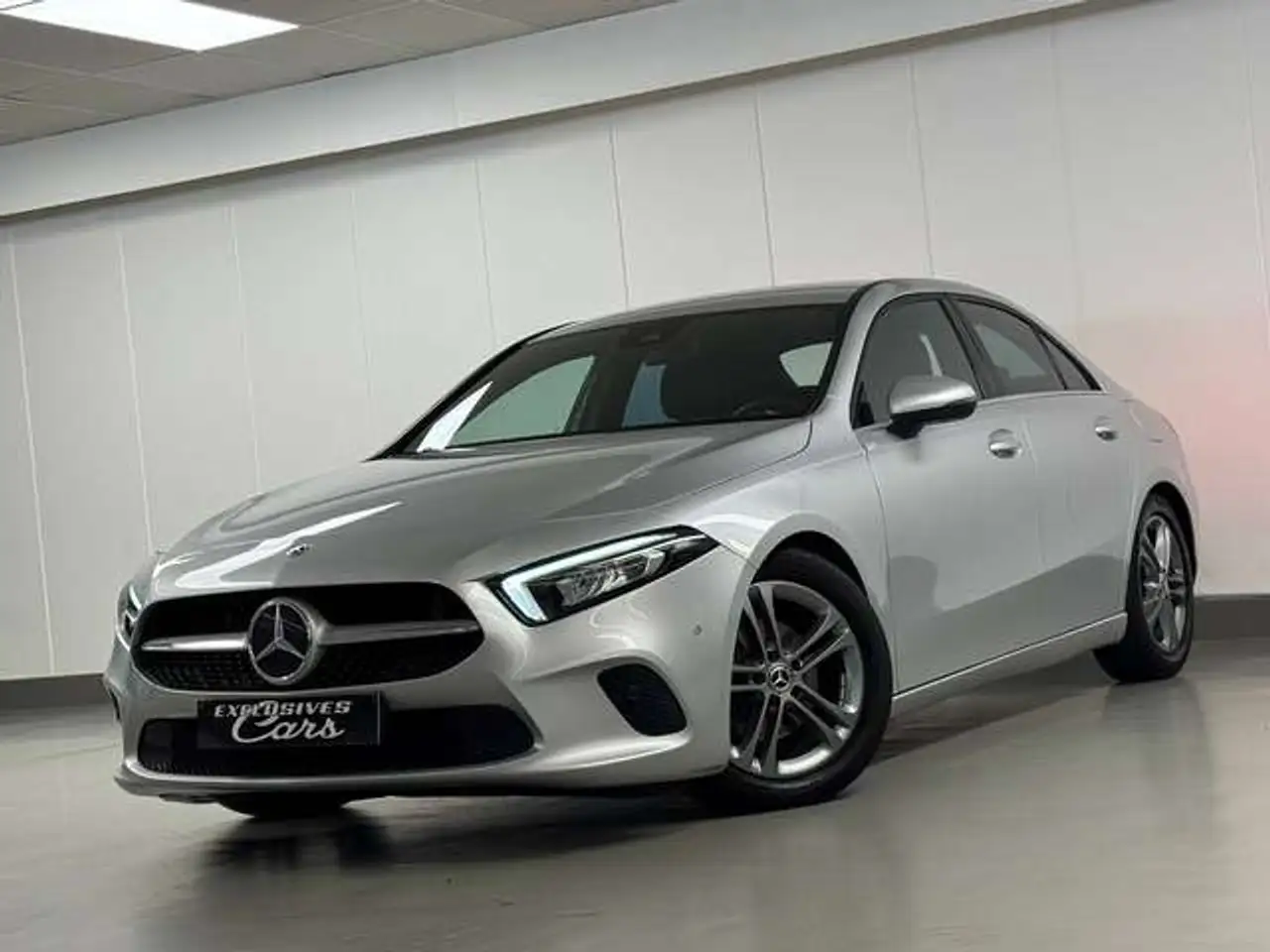 Mercedes-Benz A 180 D 116CV !! 45000 KM !! AUTO GPS CAMERA CARPLAY JA — photo 1 of 23