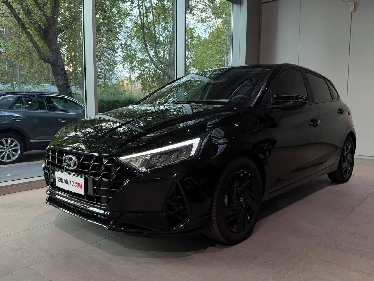 Hyundai i20 i20 III 2021 1.2 Connectline Exterior Pack Gpl - SPECIAL EDITION"BLACK" — photo 1 of 14