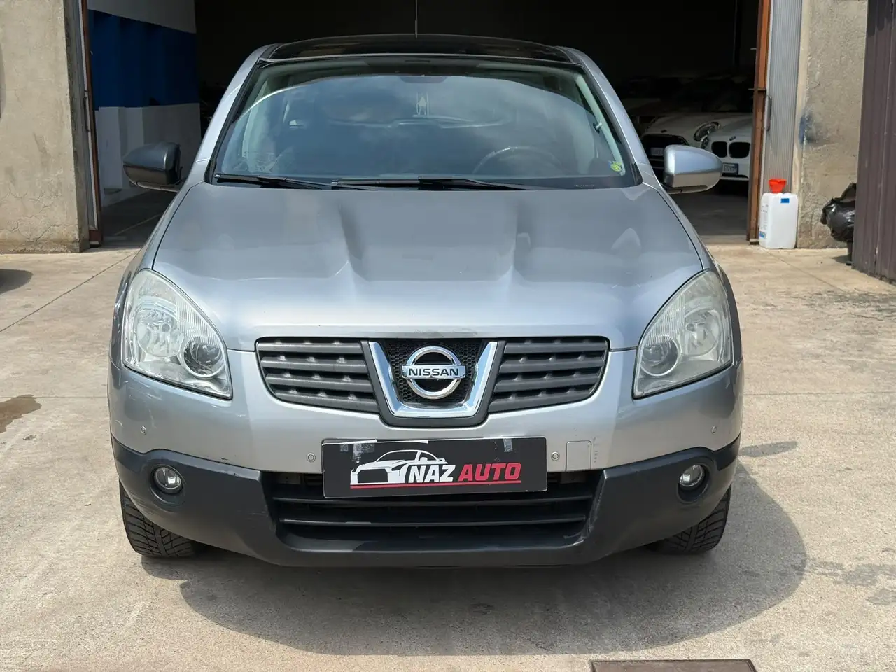 Nissan Qashqai 2.0 dci Tekna 4x4 — photo 1 of 15