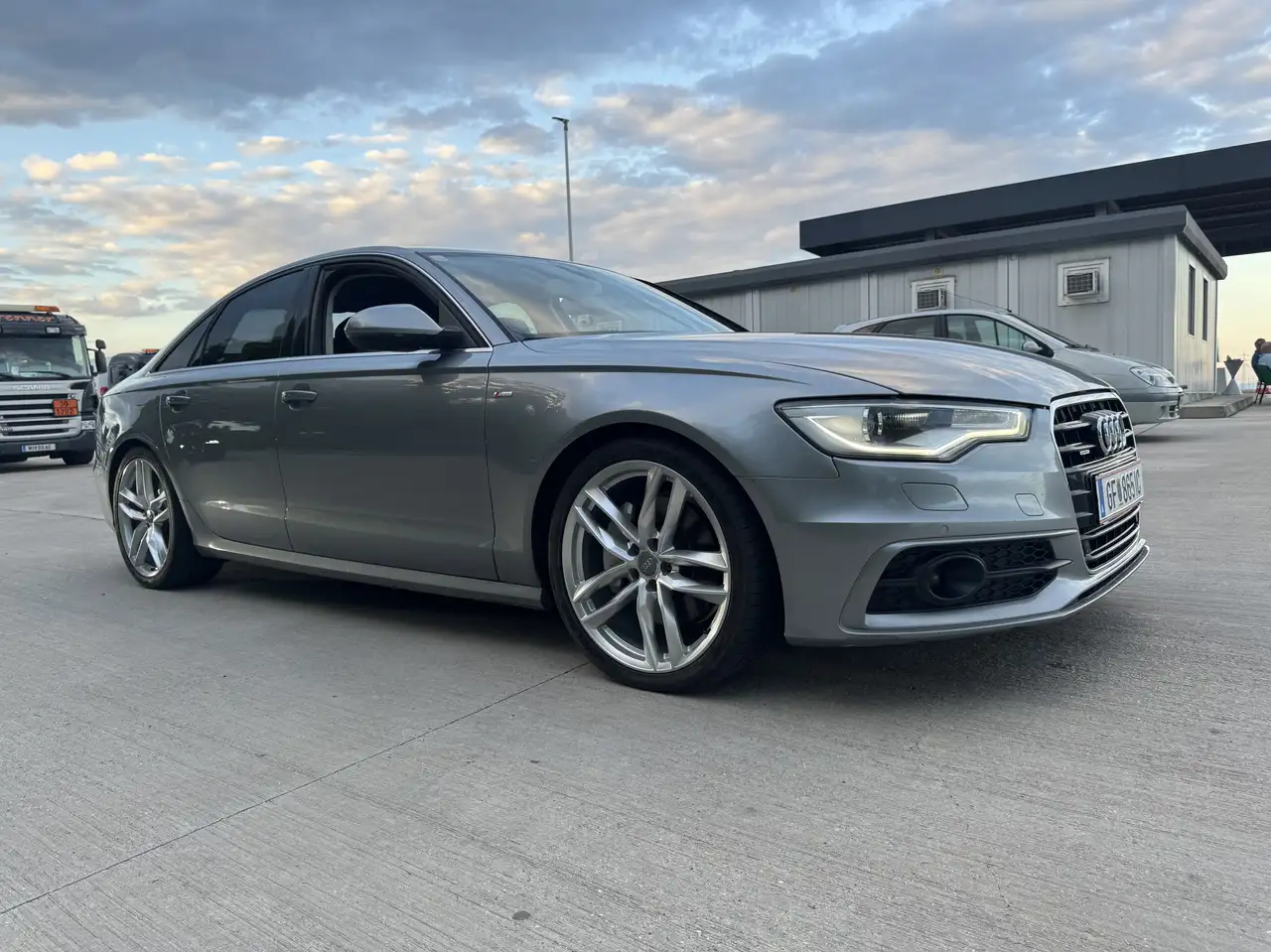Audi A6 3,0 TDI quattro clean diesel Daylight S-tronic — photo 1 of 6