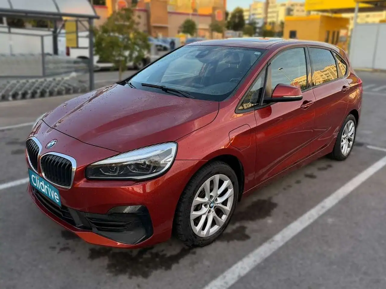 BMW 225 Active Tourer 225xe iPerformance — photo 1 of 15