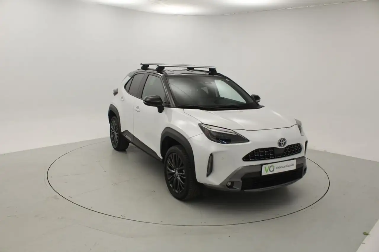 Toyota Yaris Cross 120H Adventure — photo 1 of 20