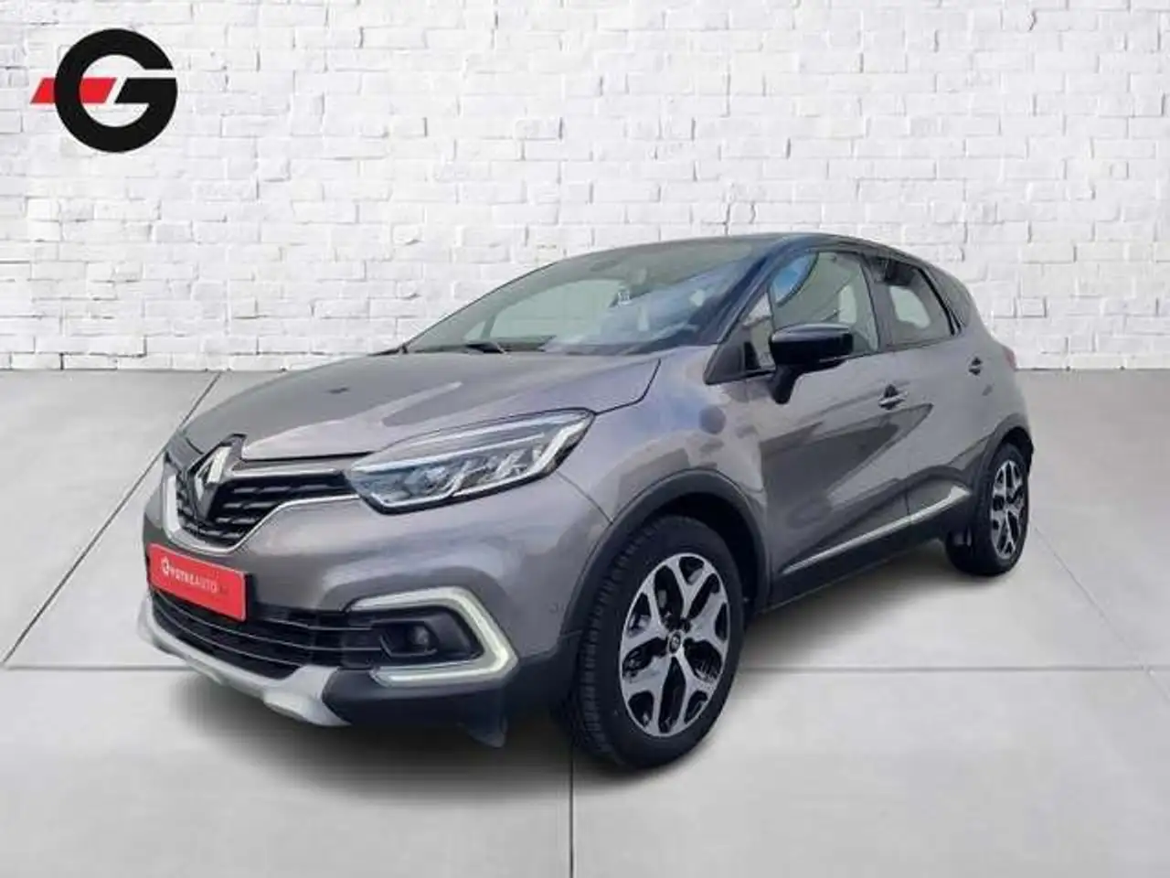 Renault Captur intens tce 90cv — photo 1 of 23