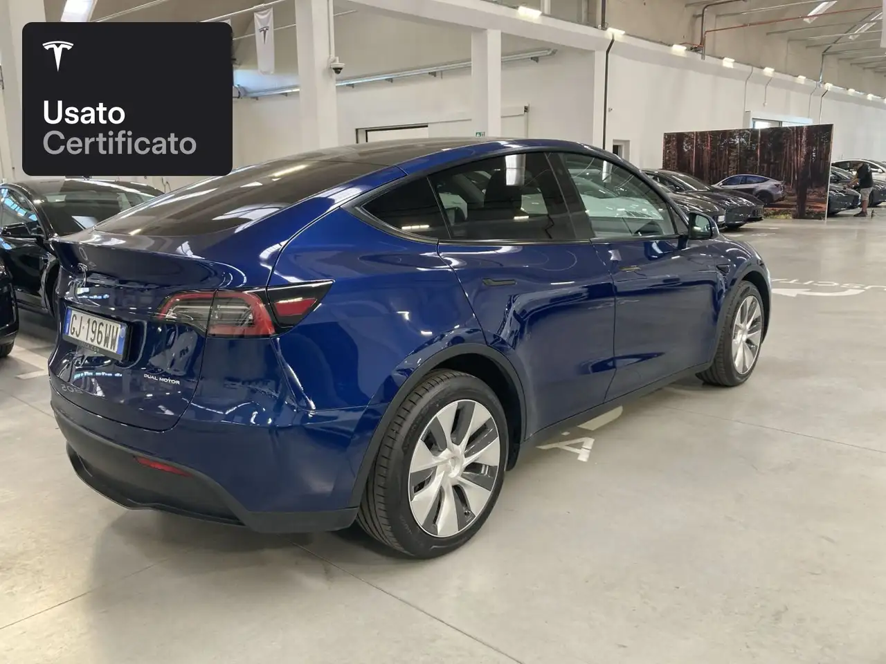 2022 Tesla Model Y Long Range AWD, photograph 7