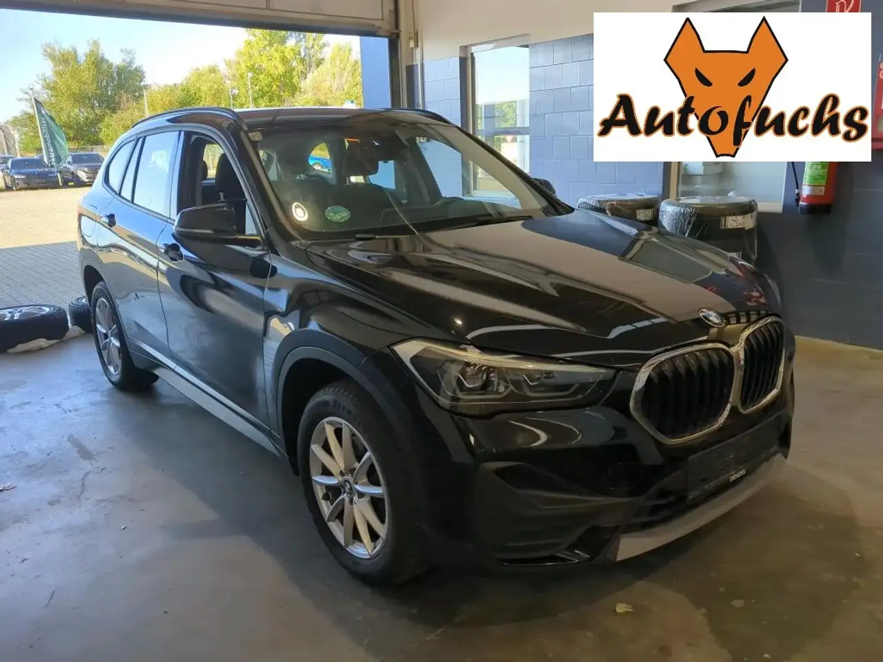 BMW X1 sDrive 18 d Advantage Aut. * ACC, Kamer, usw...* — photo 1 of 15