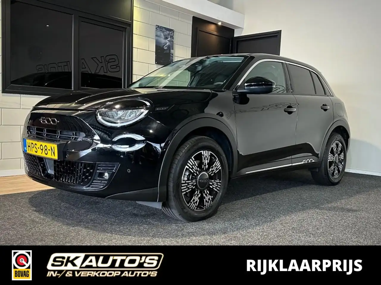 Fiat 600 1.2 HYBRID URBAN l NAP l AUTOMAAT l CARPLAY l CAME — photo 1 of 40
