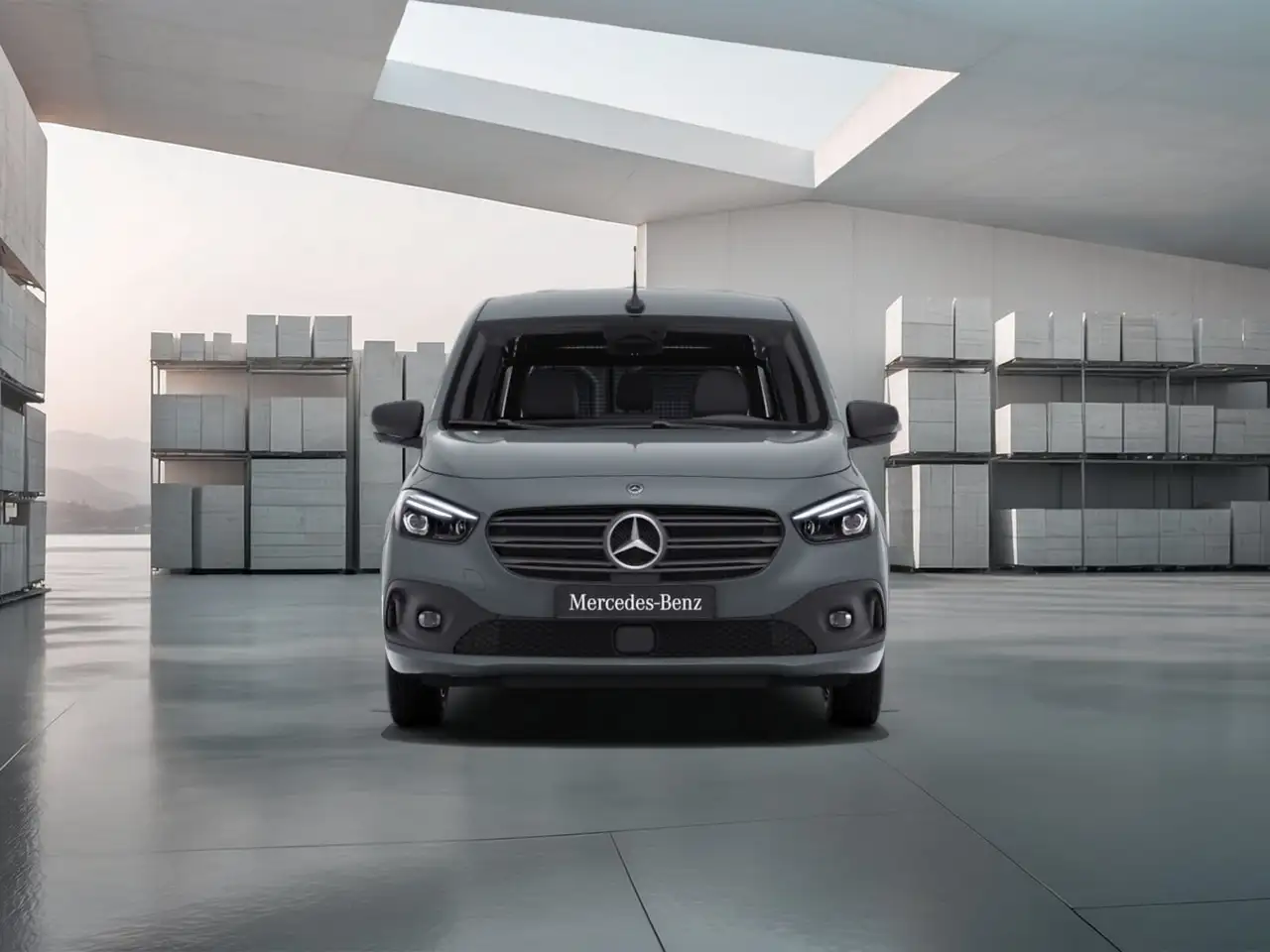 Mercedes-Benz Citan 112 CDI 85kW Furgón Base Largo — photo 1 of 15