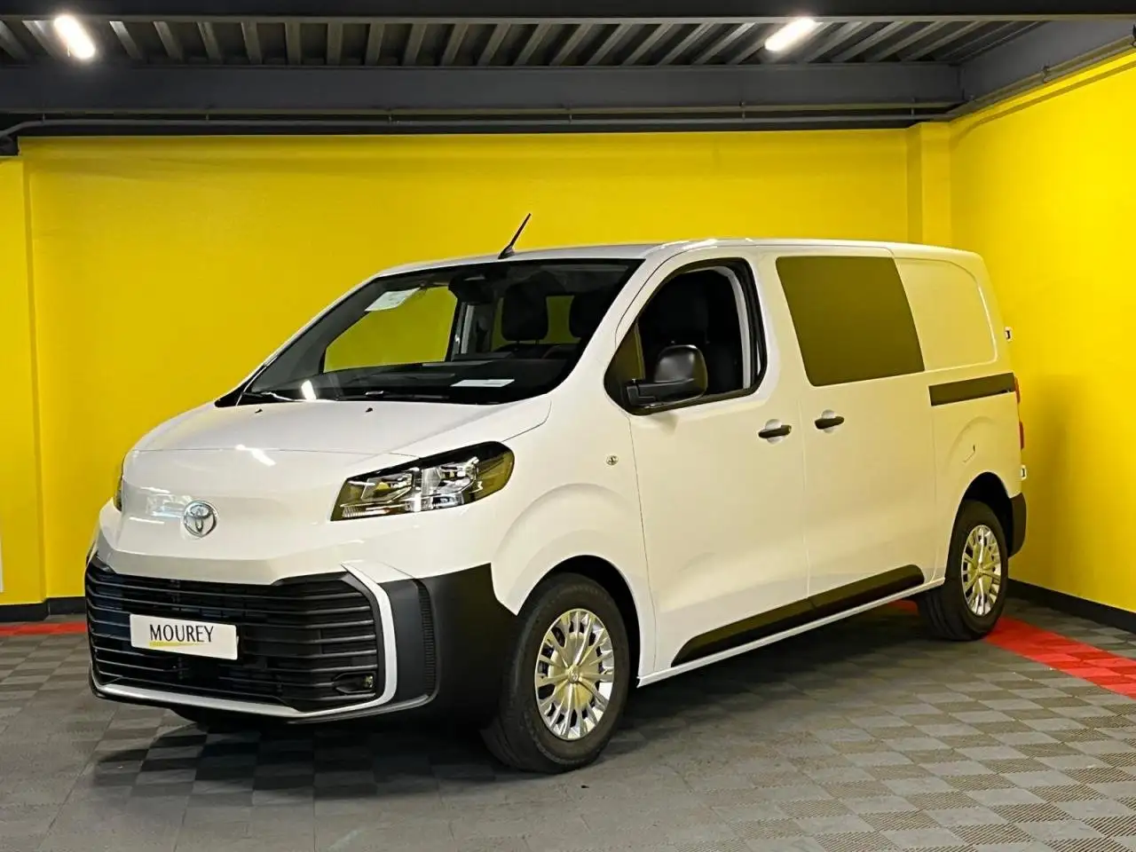 Toyota Proace 2.2 150 D-4D - BVA - Start&Stop Cabine Approfondie Medium Start / 2026 / 10KM / EN STOCK — photo 1 of 40