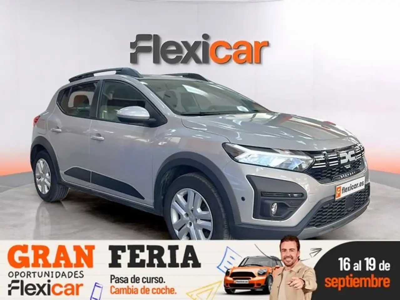 Dacia Sandero Stepway TCe Essential 67kW — photo 1 of 15