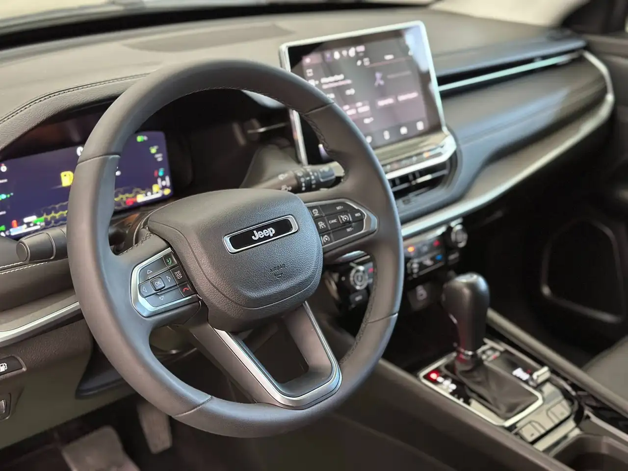 2022 Jeep Compass 1.3 T4 PHEV Limited 4xe auto, photograph 8
