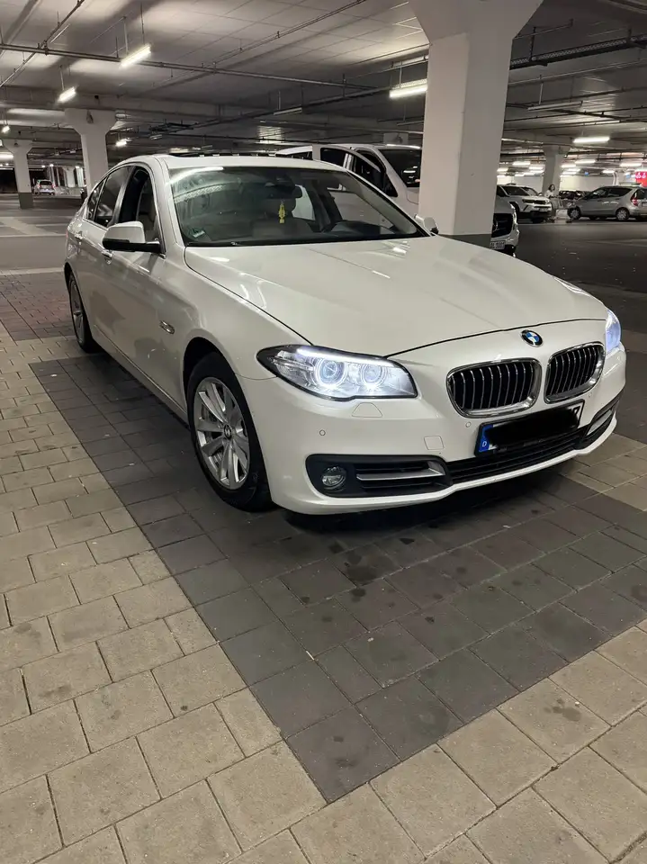 BMW 528 528i Aut. — photo 1 of 11