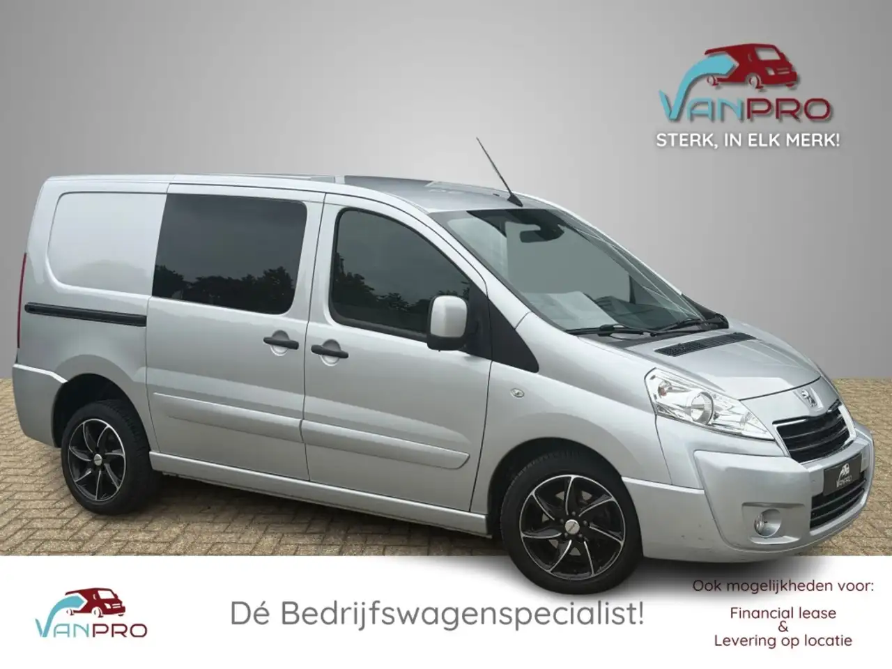 Peugeot Expert L2H1 2.0 HDi 130 PK NAVTEQ / Navi / Airco / Trekha — photo 1 of 26