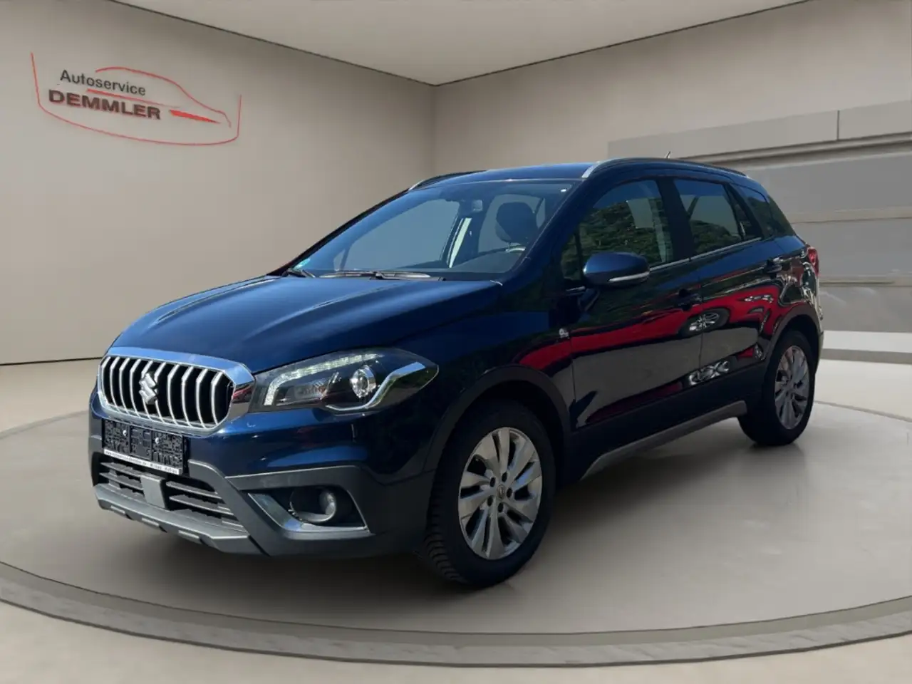 Suzuki SX4 S-Cross,Navi,Climatronic,Tempomat,R.Kamera — photo 1 of 15