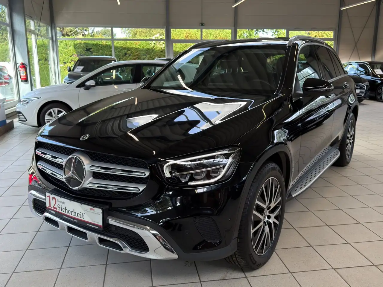 Mercedes-Benz GLC 220 d 4Matic / 1Hd./R-Cam/3-Zone/Sound — photo 1 of 36