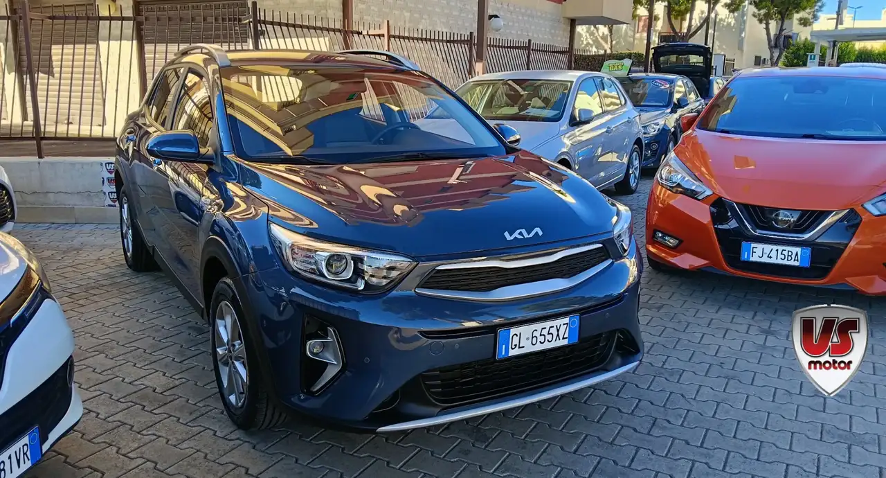 Kia Stonic Stonic 1.2 DPI Urban — photo 1 of 15