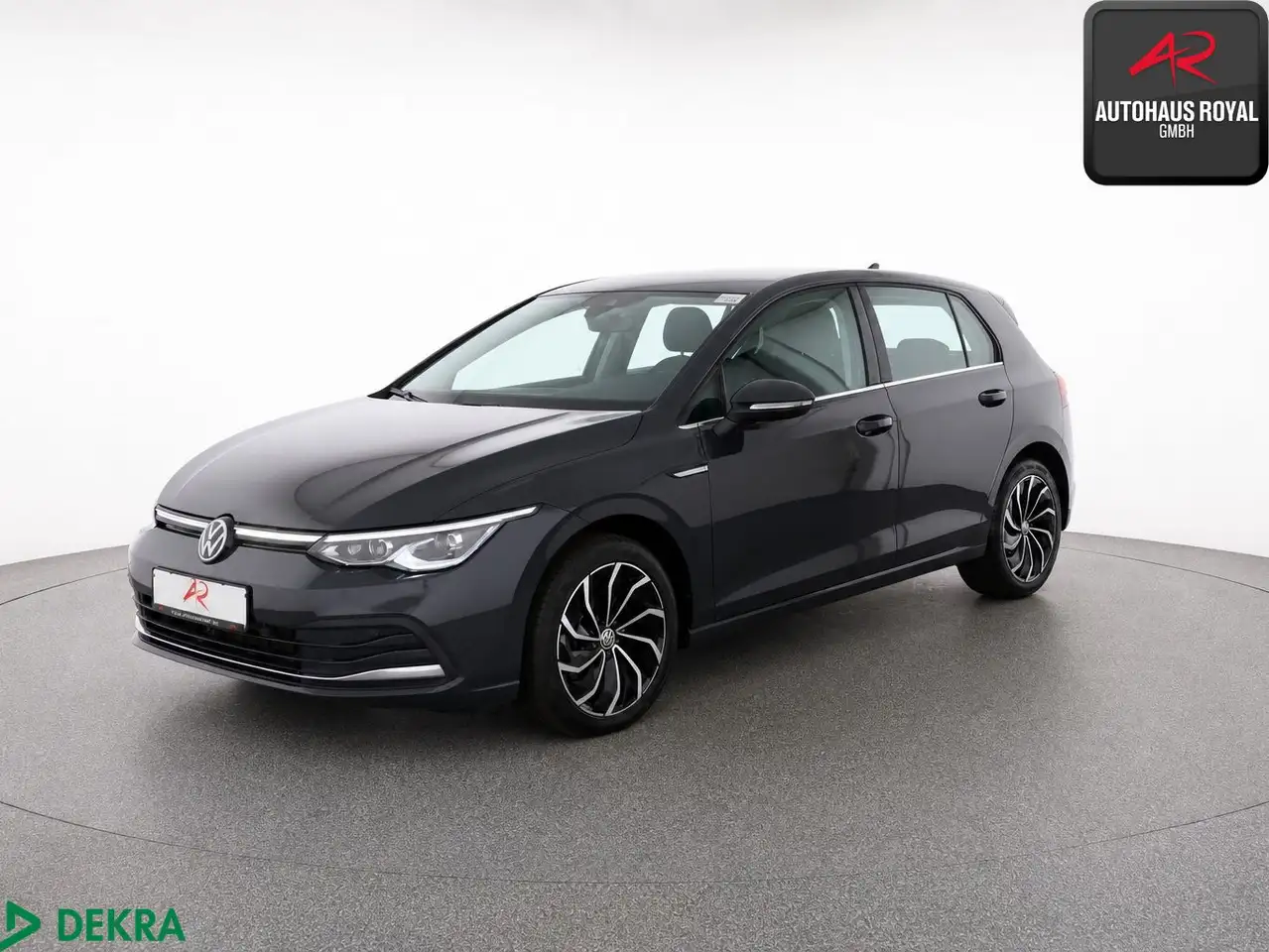 Volkswagen Golf VIII 2.0 TSI STYLE MASSAGE,MEMORY,ACC,1.HD — photo 1 of 21