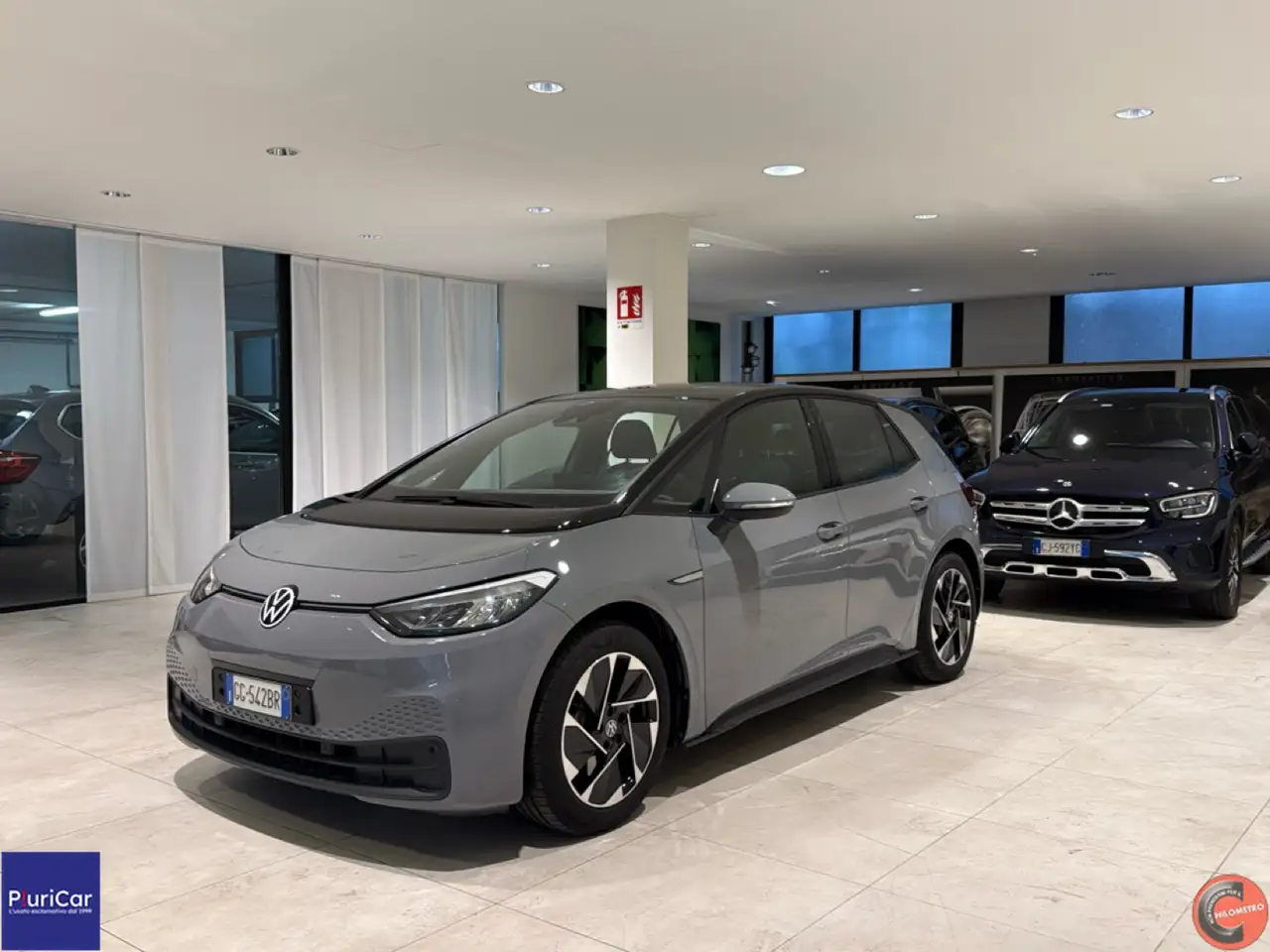 Volkswagen ID.3 Pure Performance auto Navi Adap.Cruise Fari LED — photo 1 of 15