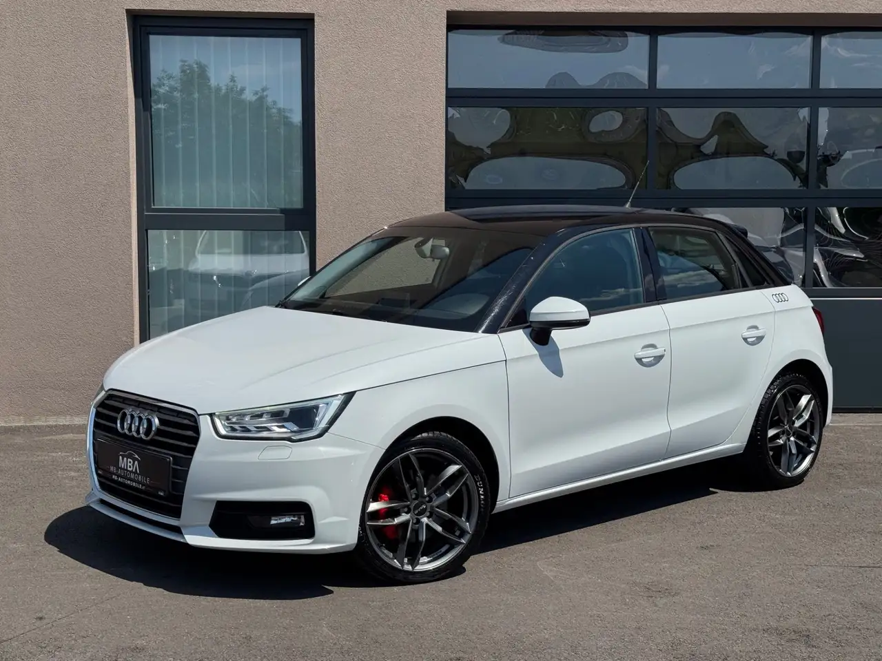 Audi A1 Sportback 1.4 TFSI | 4 Zylinder | 17" ALU | LED | — photo 1 of 34