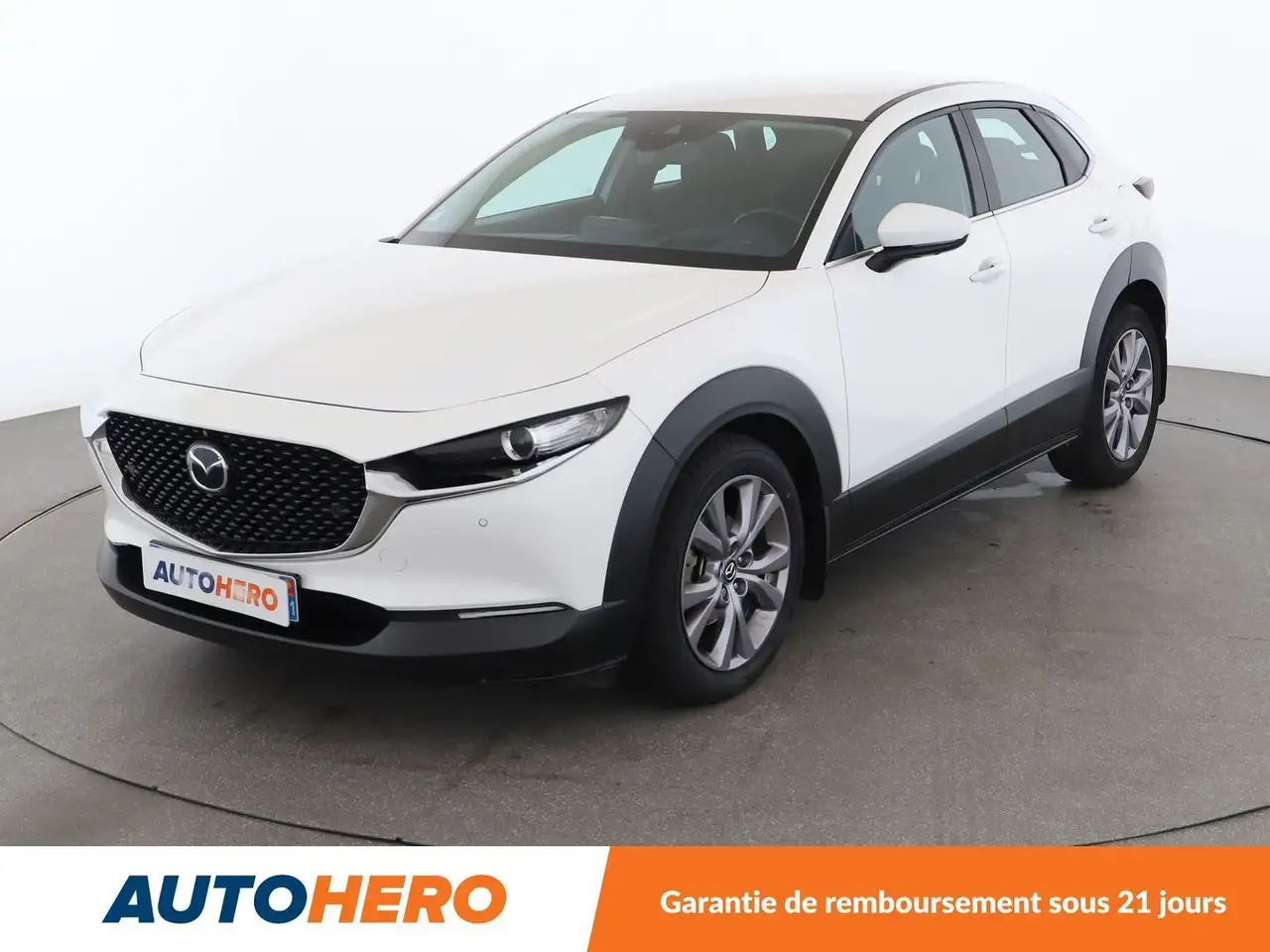 Mazda CX-30 2.0 E-Skyactiv G M Hybrid Style — photo 1 of 15