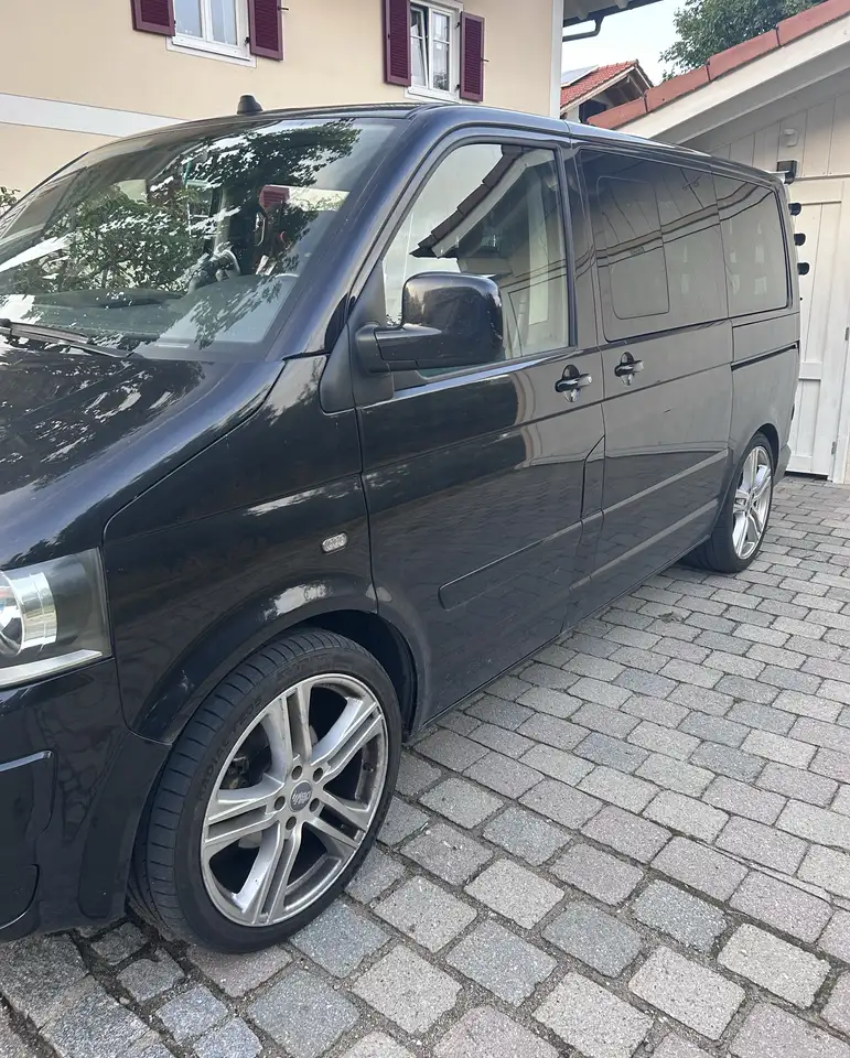 Volkswagen T5 Multivan DPF Highline — photo 1 of 19