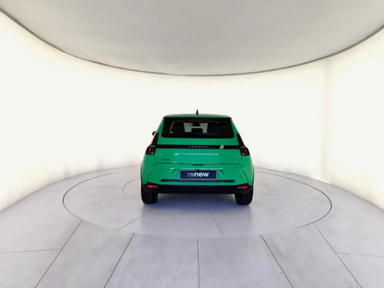 Renault R 5 Renault 5 E-Tech Techno comfort range 150cv — photo 1 of 15