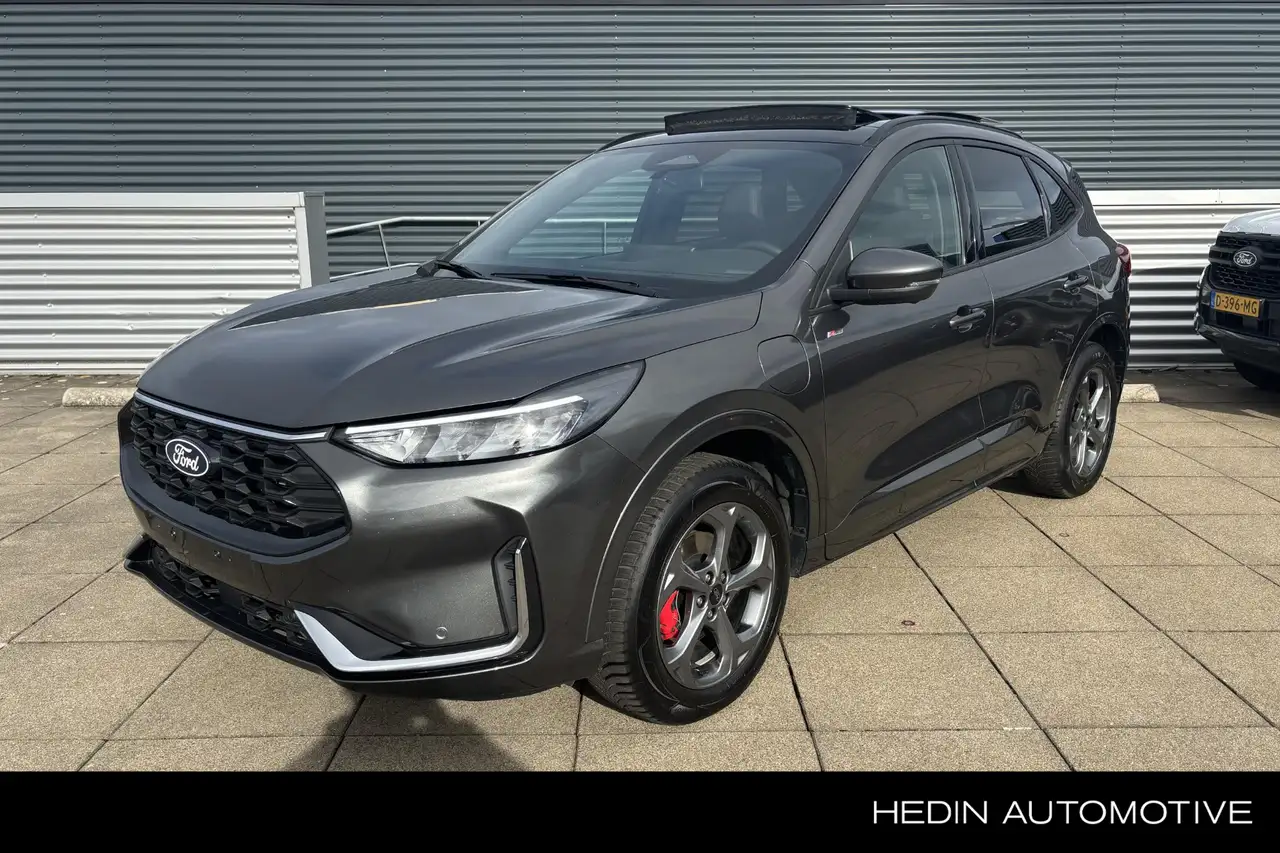 Ford Kuga 2.5 PHEV ST-Line X | Trekhaak | WInter Pack — photo 1 of 35