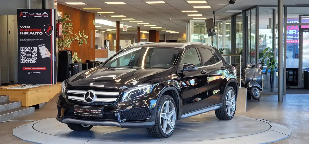 Mercedes-Benz GLA 220 d 4-Matic AMG-Paket Aut. *Exklusive-Paket*Offroad* — photo 1 of 27