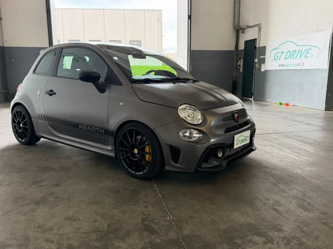 2019 Abarth 595 1.4 t-jet Competizione 180cv, photograph 5
