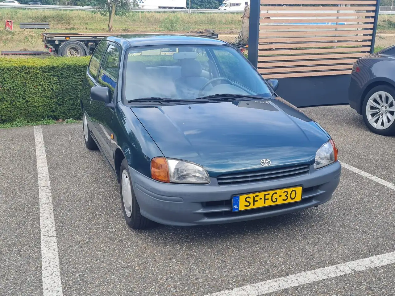 Toyota Starlet Starlet 1.3-16V XLi GTSi — photo 1 of 5